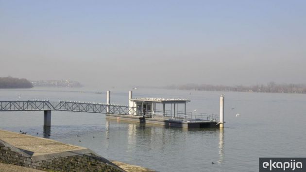 Brodski pristan 25 maj Dunavski kej Dorćol Beograd