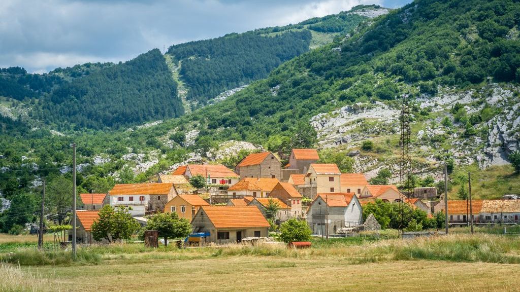 naselje Njeguši Cetinje