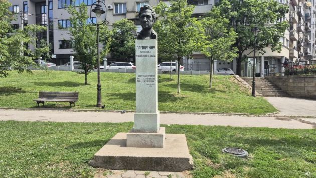 spomenik Lamartinu Karađorđev park Beograd